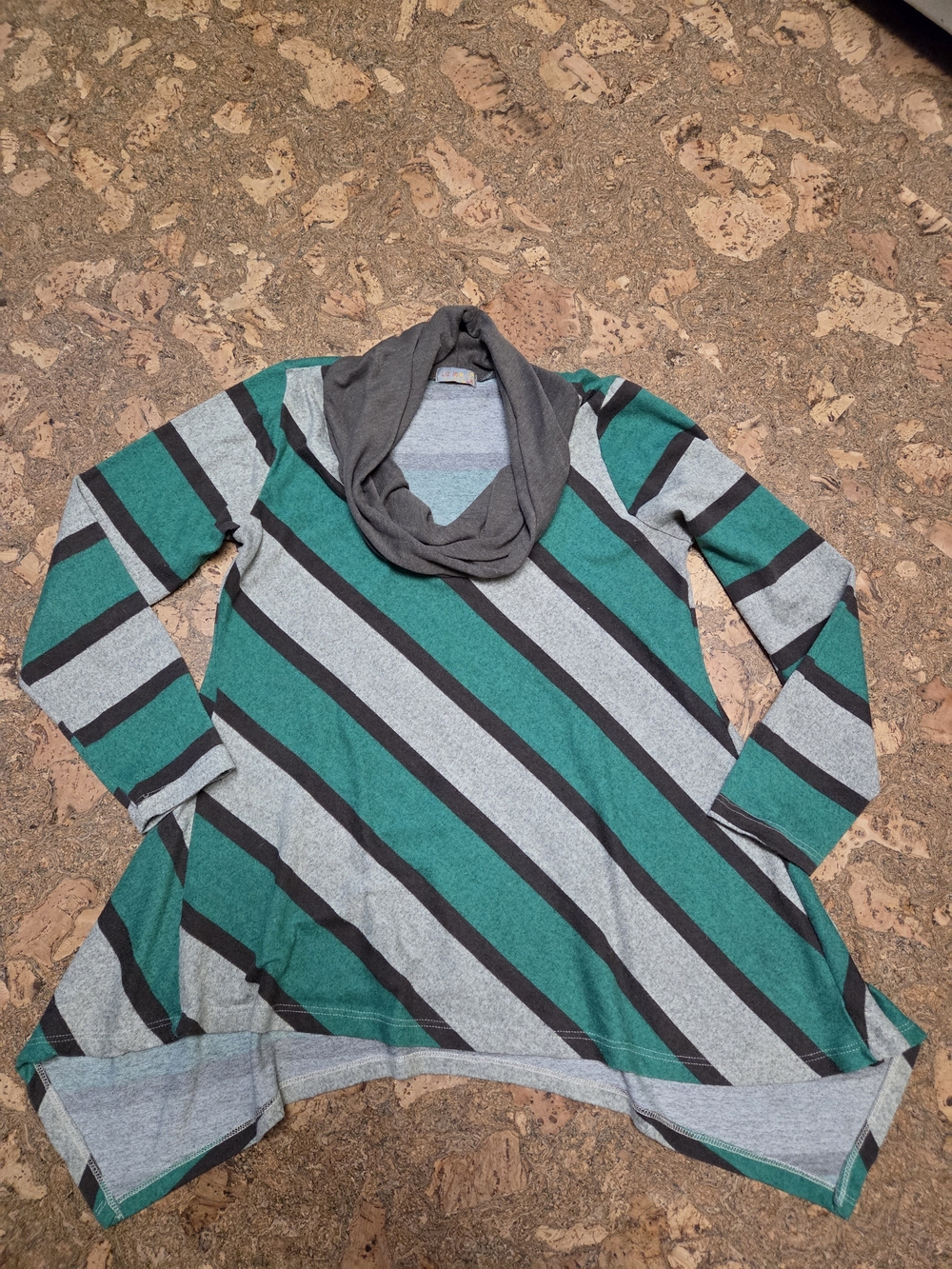 🌻 3/$20 Deal!! Cozy Striped Cowl-Neck Tunic in Teal, Gray & Black